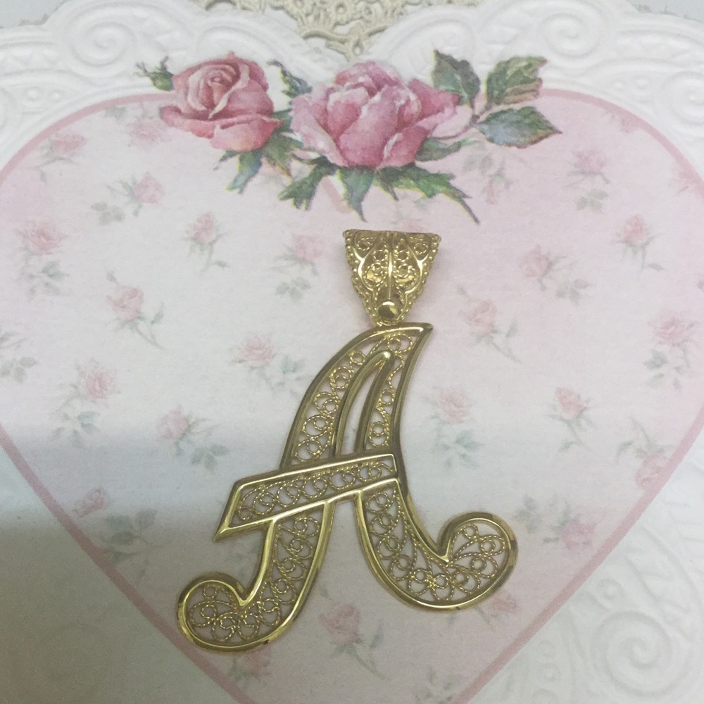 🌸Bronze Initial Pendant